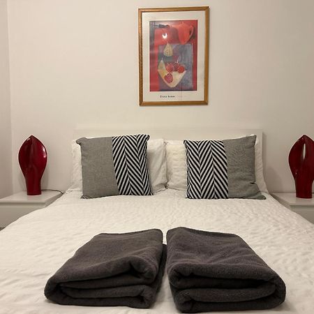 Lovely Serviced Apartment, Free Parking, Oxford Buitenkant foto