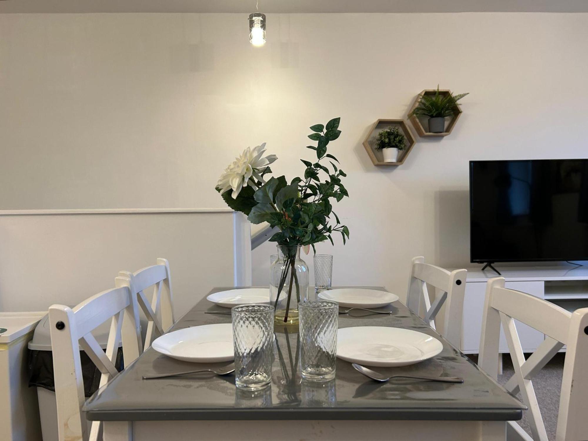 Lovely Serviced Apartment, Free Parking, Oxford Buitenkant foto