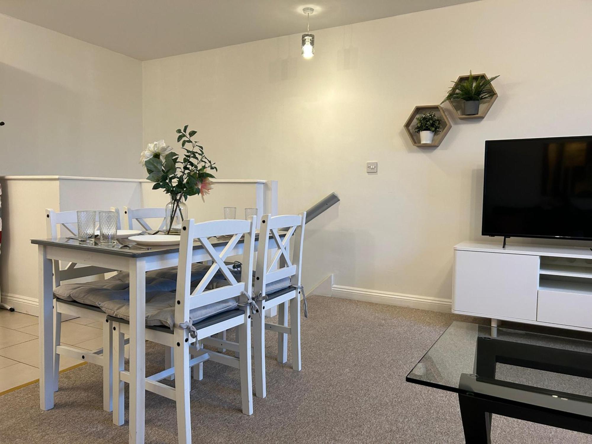 Lovely Serviced Apartment, Free Parking, Oxford Buitenkant foto